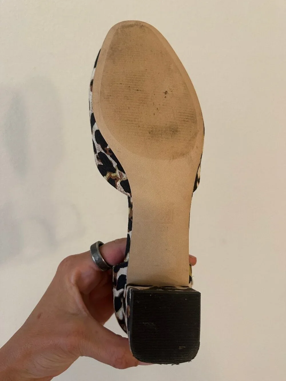 Cabi Women's Leopard Print Ankle Strap Block Heel Pumps Size 8.5 #6020